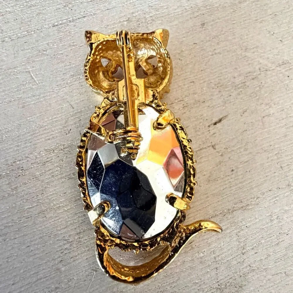 Vintage Gold Tone Cat Brooch Pin with Large Emerald Green Glass Body & Pink Rhin